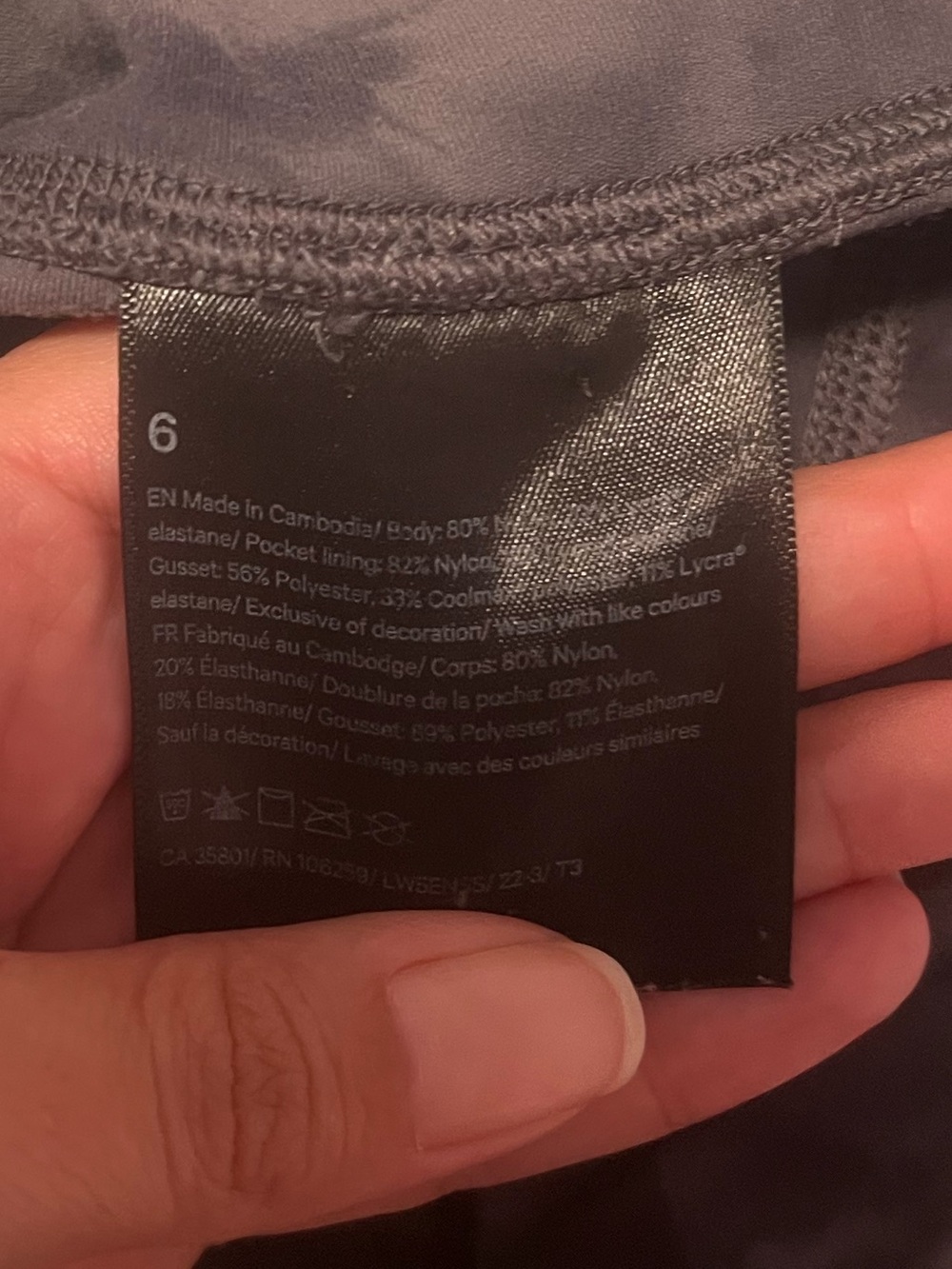 lululemon athletica High-Rise Flared Tie-Dye Leggings - Charcoal - Picture 6 of 6